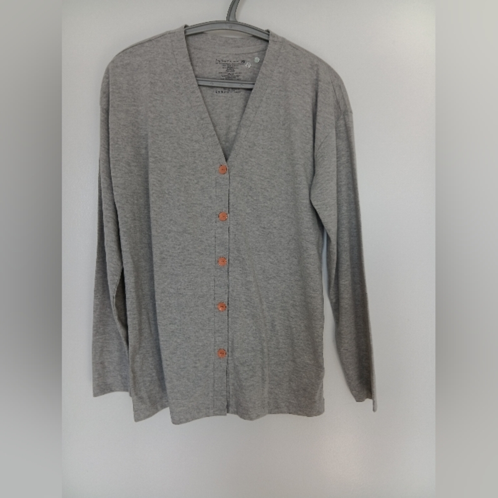 Grey Button-Up Cardigan with Contrast Buttons